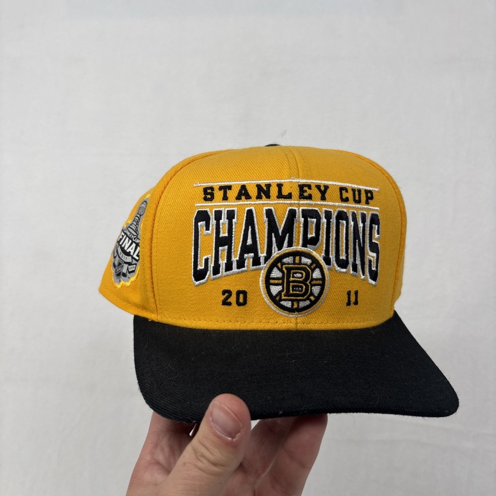 Boston Bruins 2011 Stanley Cup champions Snap back Reebok hat